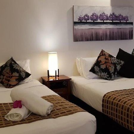 Reef Palms Motel Cairns Ngoại thất bức ảnh